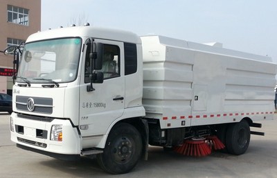 國五東風天錦掃路車細節(jié)圖片展示 高效清潔，吸塵車系列匠心呈現(xiàn)